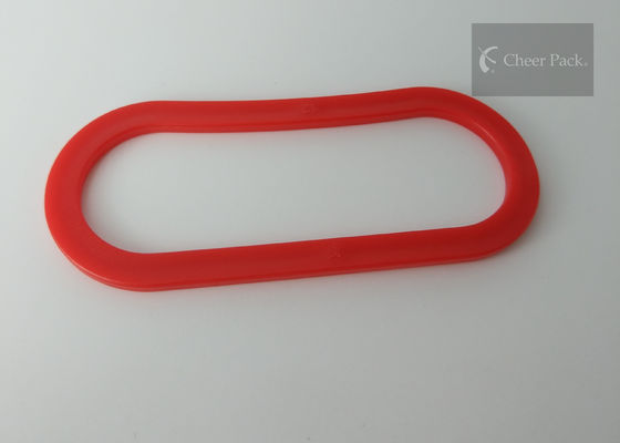 빨간색 쇼핑 백은 손잡이, 부대 3.5cm 폭을 위한 플라스틱 손잡이를 나릅니다