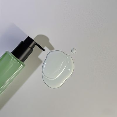 맞춤형 색상으로 화장품 개인 위생 용품 포장을 위한 프레스 펌프 밀봉이 있는 PET 플라스틱 사각 병