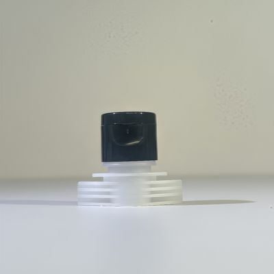 유연한 세니티제 및 화장품 포장용 16mm 스푸트와 함께 휴대용 및 내구성 3mm 플립 톱 스크루 캡